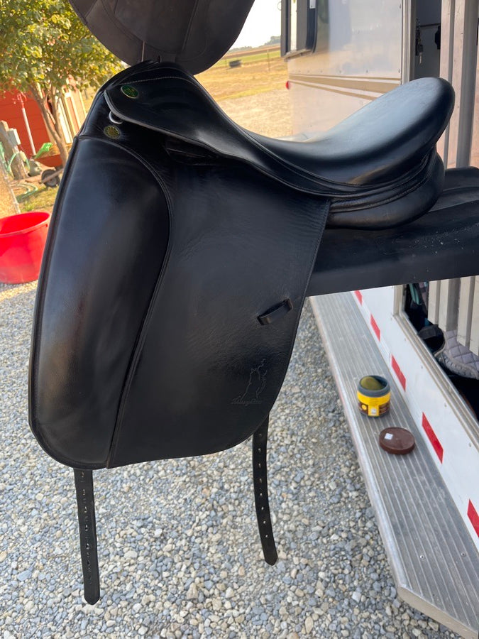 Prestige Dressage 2000