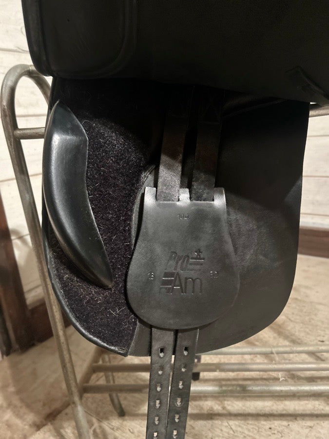 Dressage Saddle Thornhill ProAM