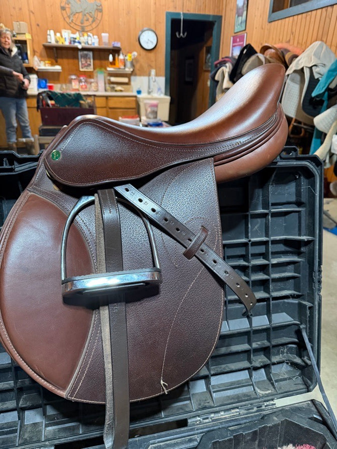 PINNACLE 2019 Pinnacle 17” Saddle (4)