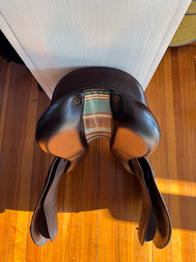 18” 2013 Voltaire Palm Beach Jump Saddle - Full Buffalo