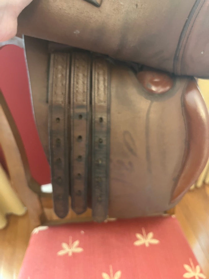 Lancers qualify saddle, seat size