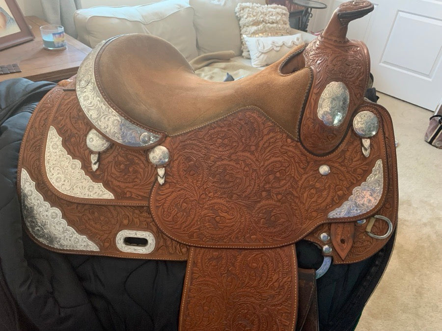 OTHER Broken Horn Western Saddle (2)