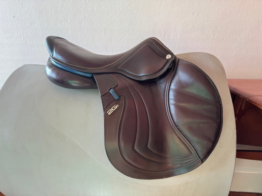 CWD 17.5” CWD SE32 Mademoiselle 2Gs Saddle - 3C - 2019 - Full Buffalo (8)