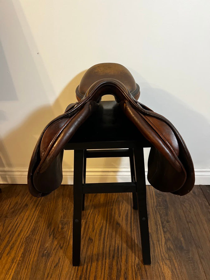 17.5” Childric CC Saddle