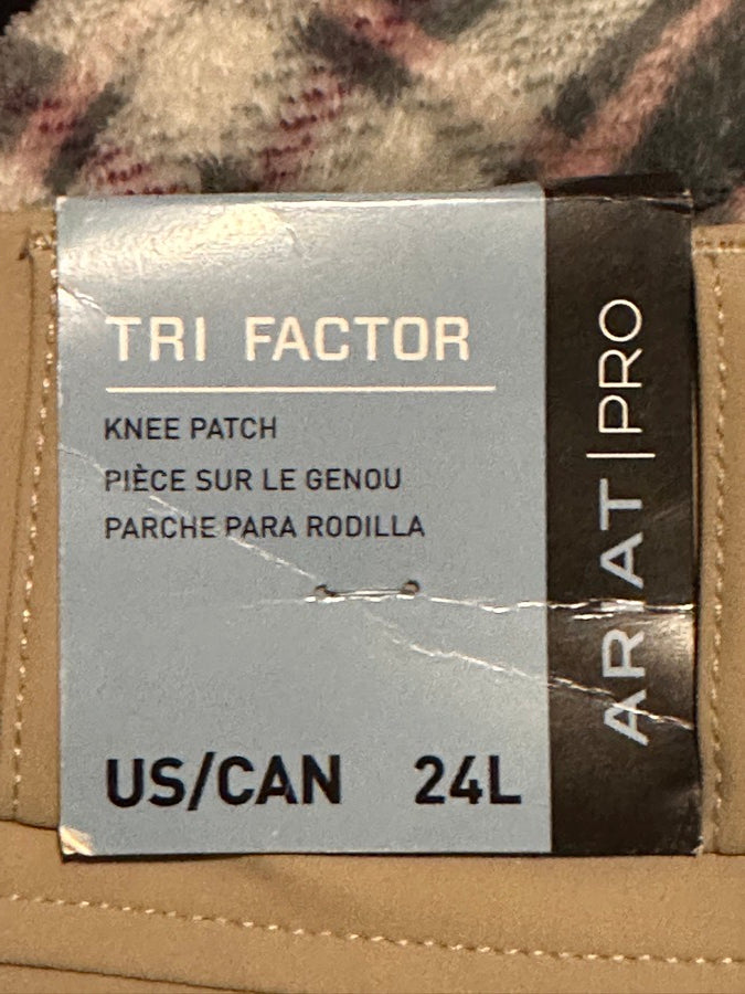 Ariat breeches NWT