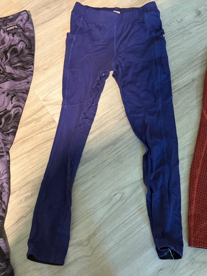 Karrits pants lot