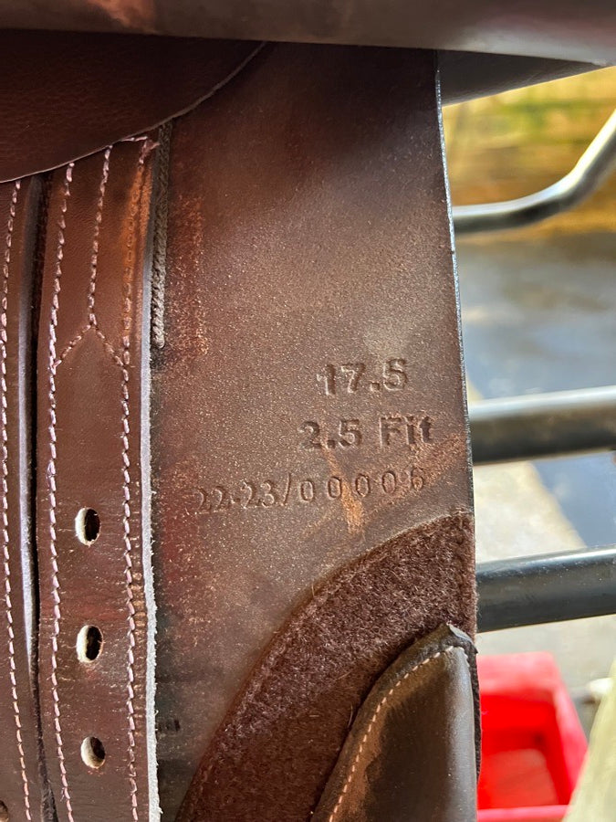 HDR - HENRI DE RIVEL Henri de Rivel Covered Pro Concept Close Contact Saddle (3)