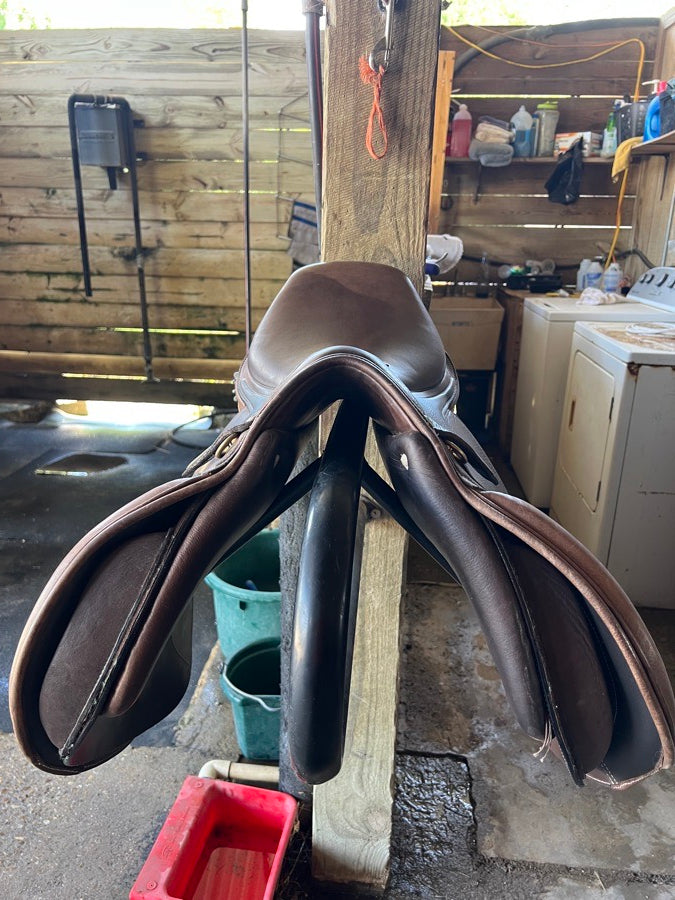 HDR - HENRI DE RIVEL Henri de Rivel Covered Pro Concept Close Contact Saddle (4)