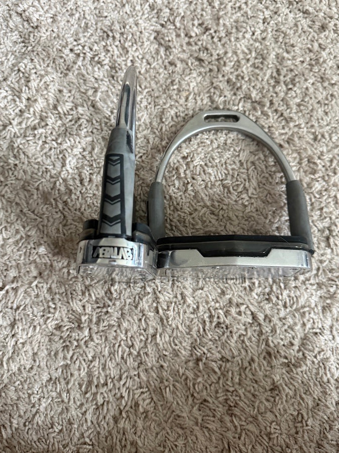 MDC Metalab Air System Extra Grip SS Stirrups 4.75