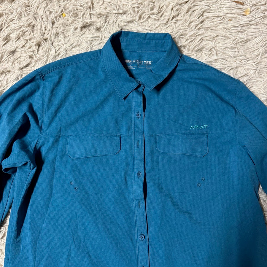 ARIAT Women’s Large Blue Ariat Long Sleeve Horseback Riding Button Down Sunshirt (2)