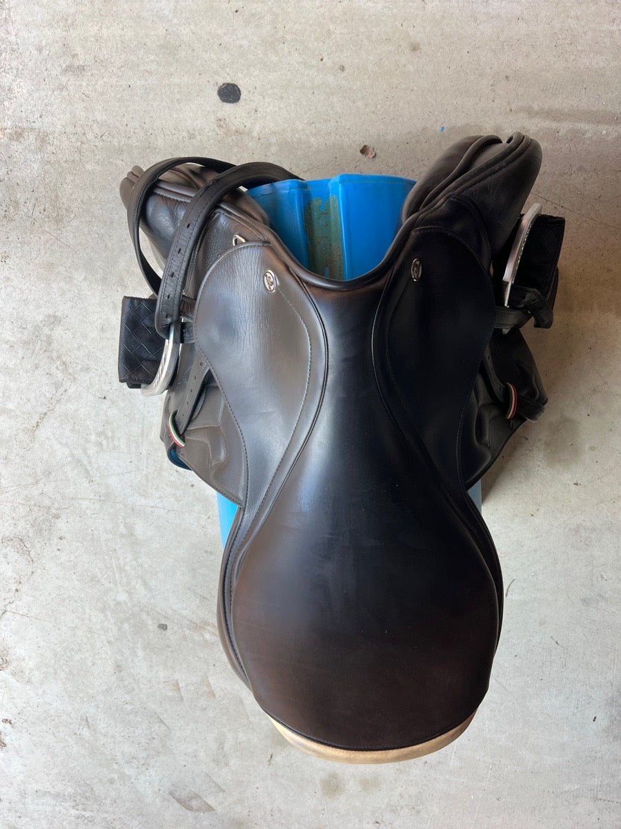 Prestige italia Arezzo jumping saddle