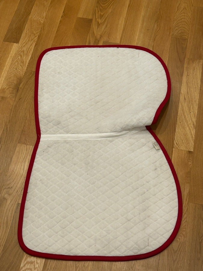 Red all around pad