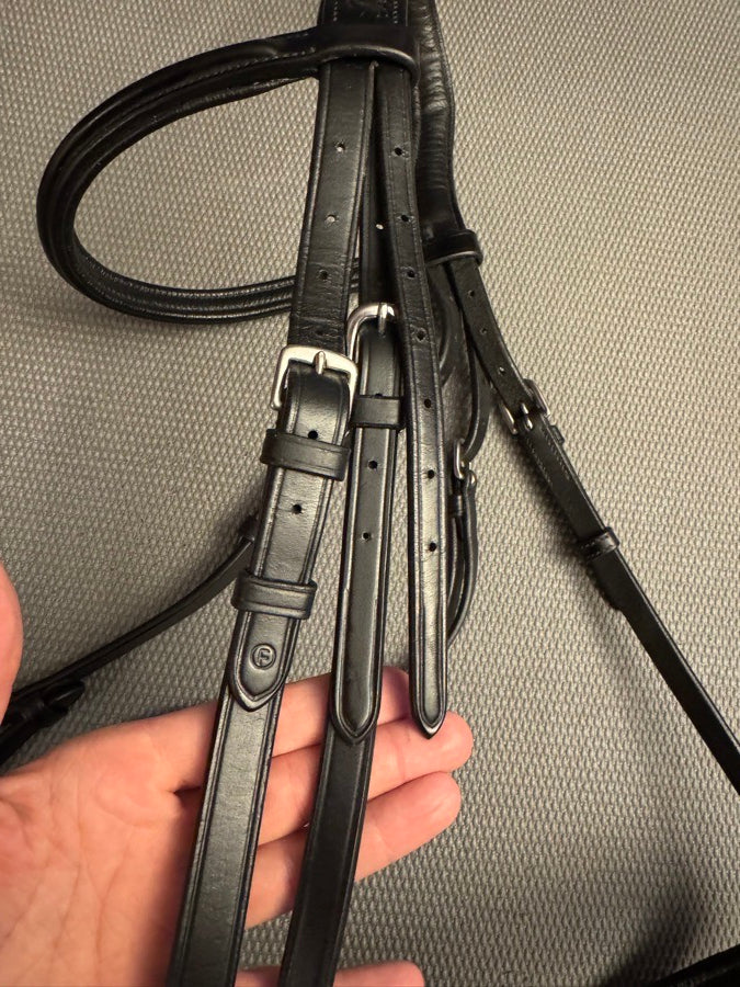 BOBBY'S ENGLISH TACK Bobby’s English Tack Signature Series Padded Monocrown Dressage Bridle (4)