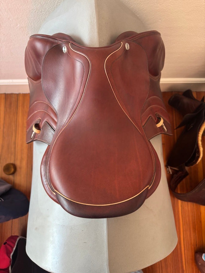 CWD 16.5” CWD SE31 Mademoiselle 2Gs Saddle - 2022 - 2L - MINT! (4)