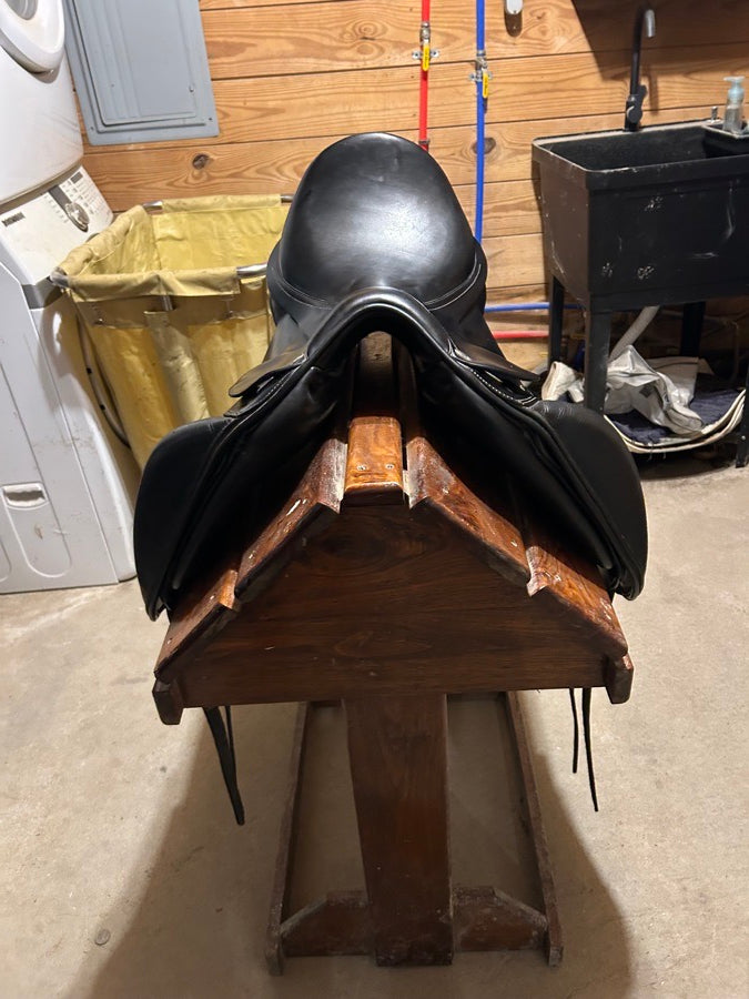 AMERIGO 17 inch used Amerigo Vega saddle (4)