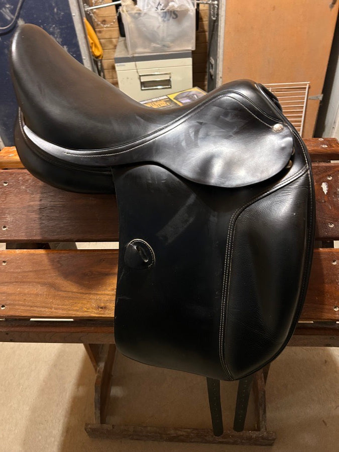 AMERIGO 17 inch used Amerigo Vega saddle (3)