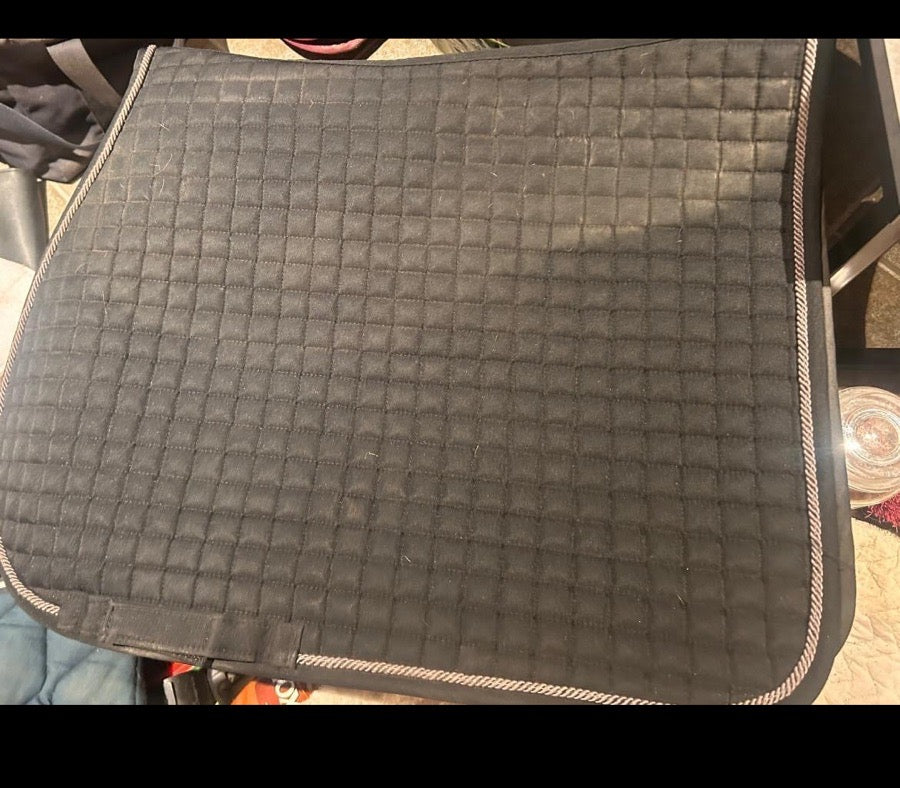 SHEDROW Black shedrow dressage pad