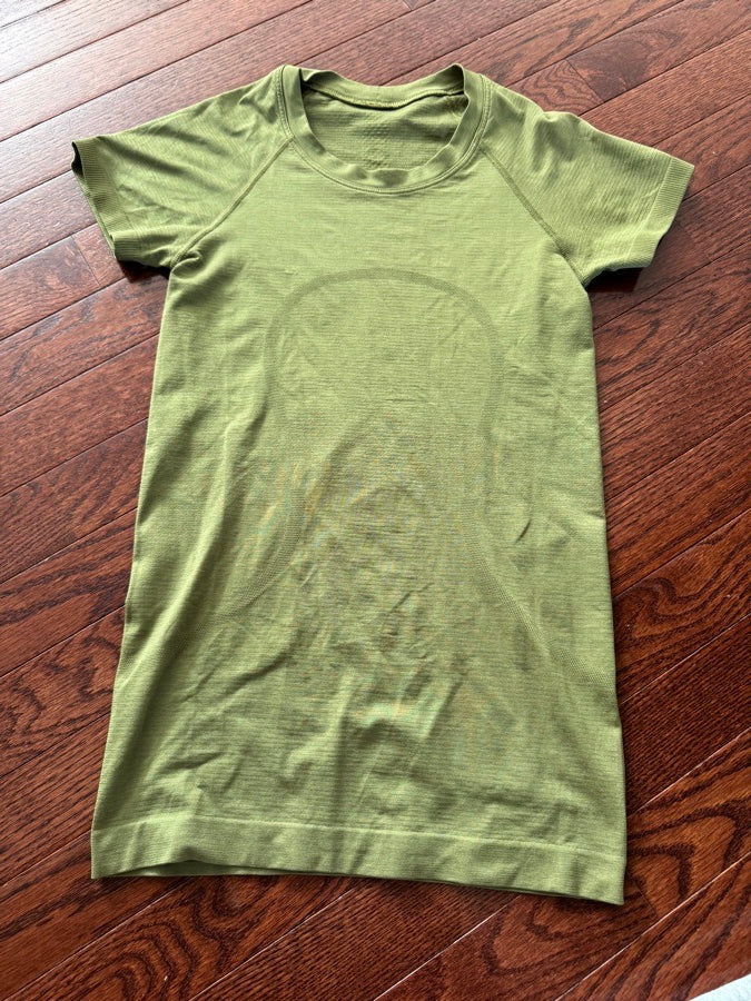 LULULEMON Lululemon Short-Sleeve Shirt