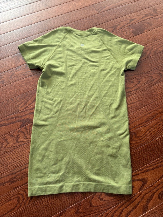 LULULEMON Lululemon Short-Sleeve Shirt (2)