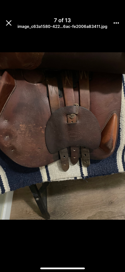 Devoucoux jumper saddle