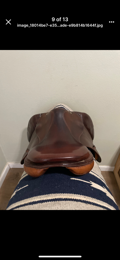 Devoucoux jumper saddle