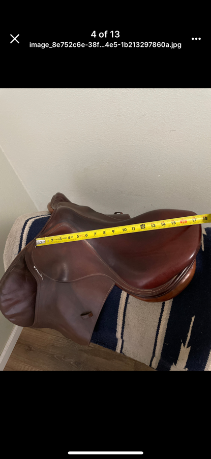 Devoucoux jumper saddle