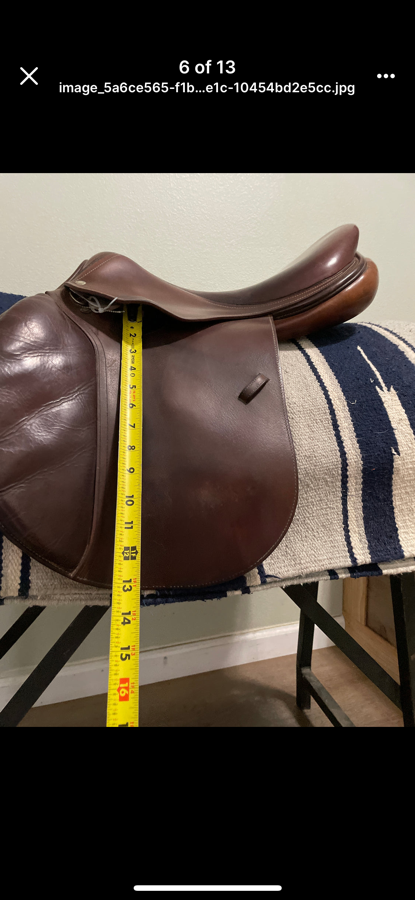 Devoucoux jumper saddle