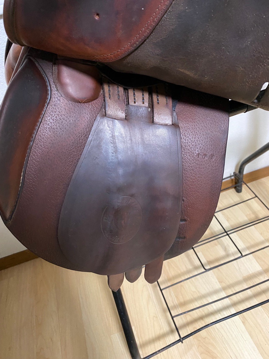 17.5” Regal Jump Saddle
