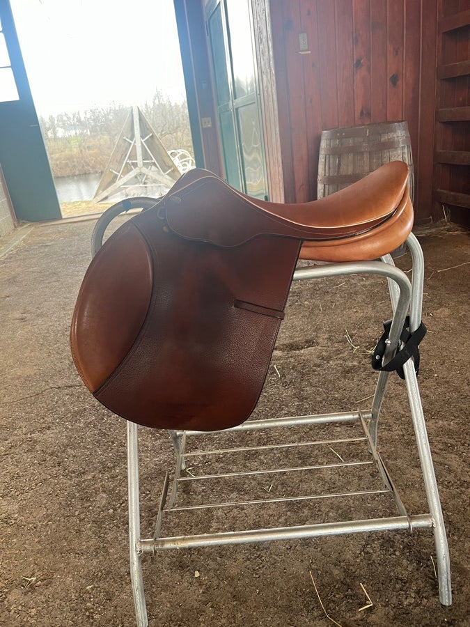 Bella Athena saddle