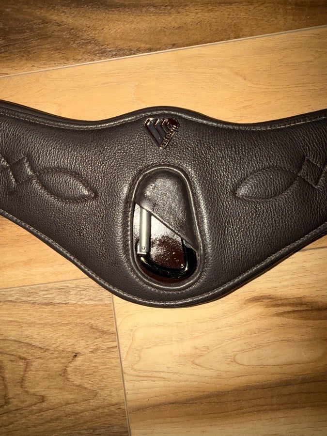 Other Velociti Lusso Anatomical leather girth (3)