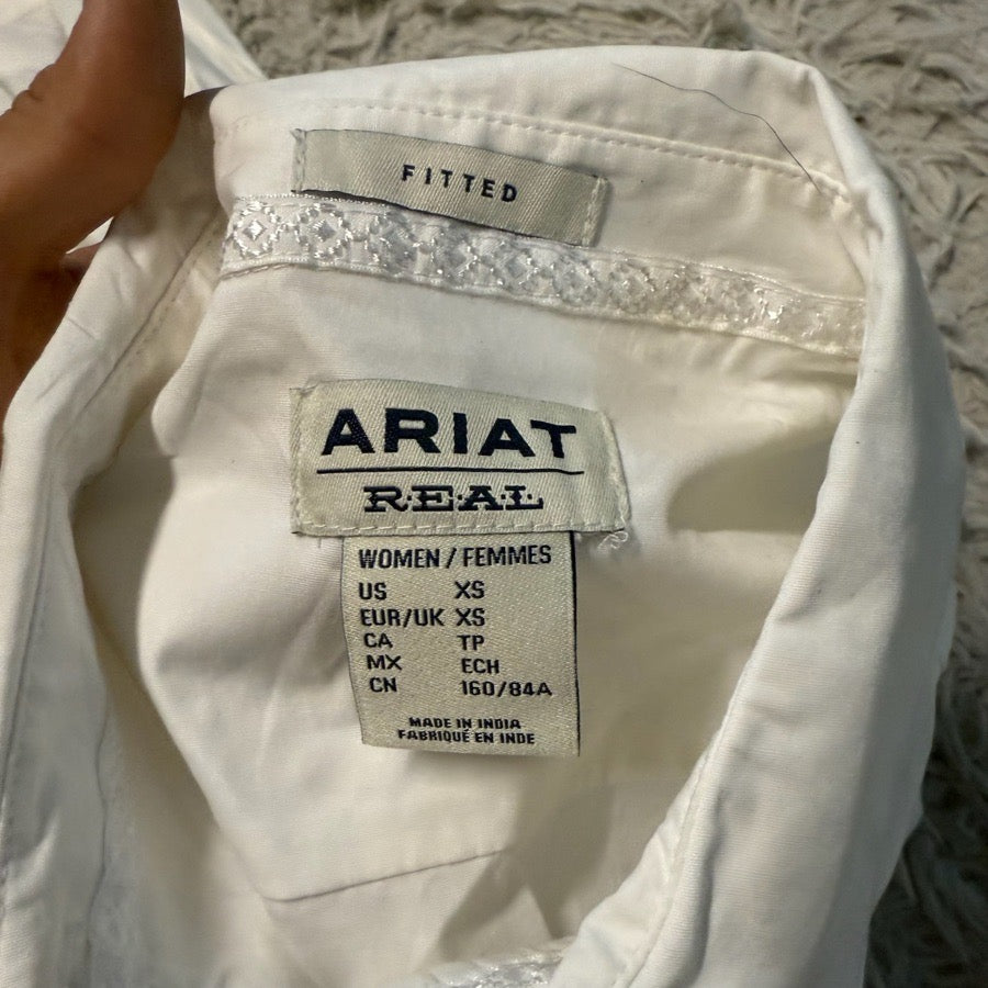ARIAT Women’s XS White Ariat Long Sleeve Button Down Horseback Riding Shirt (4)