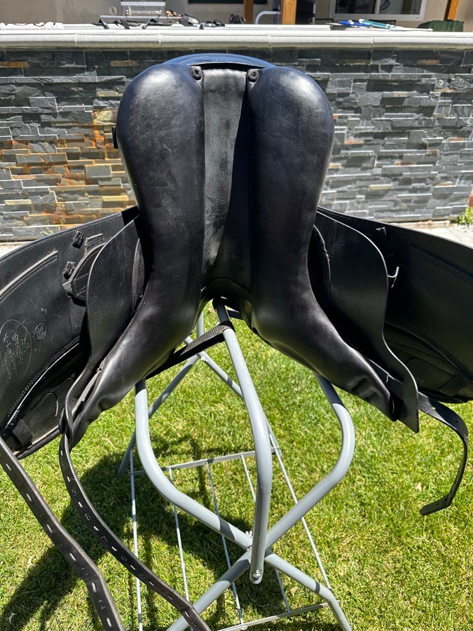 Prestige D2K Dressage Saddle
