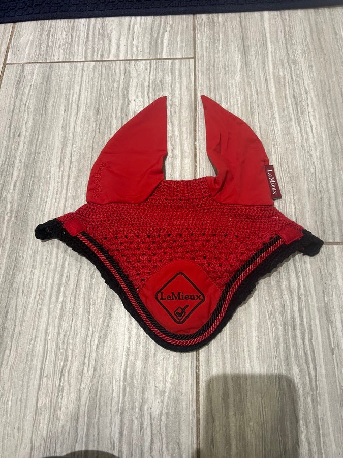 LeMieux ear bonnet