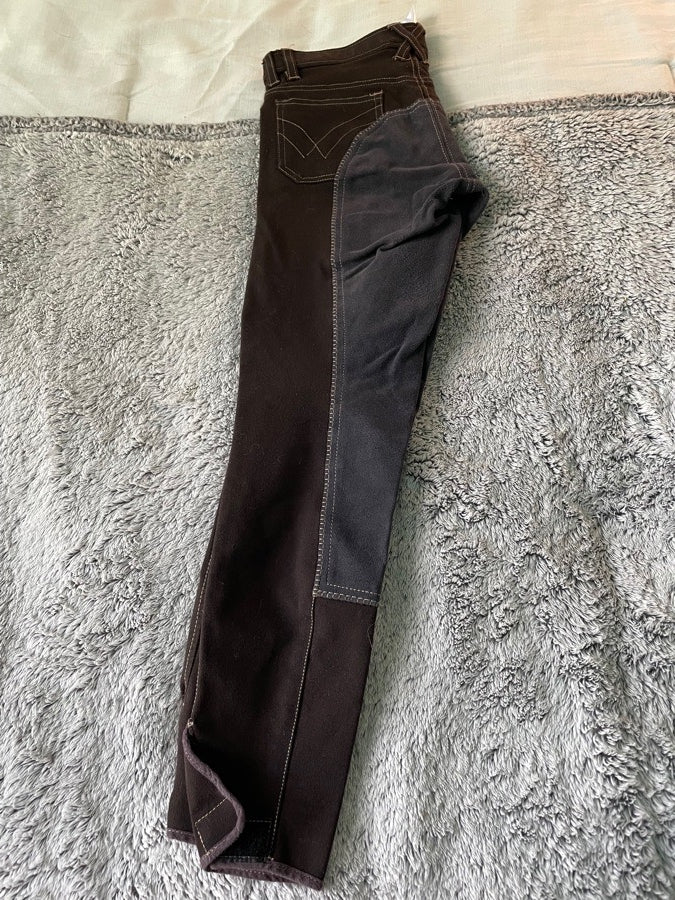 Super cute brown breeches!