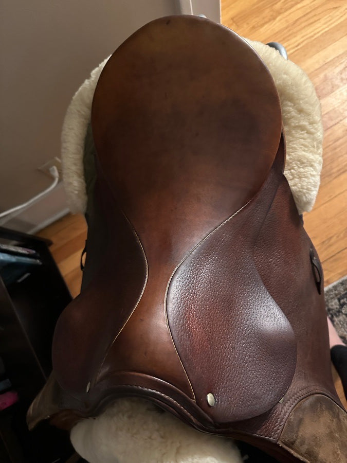 Stubben 16.5” all purpose saddle