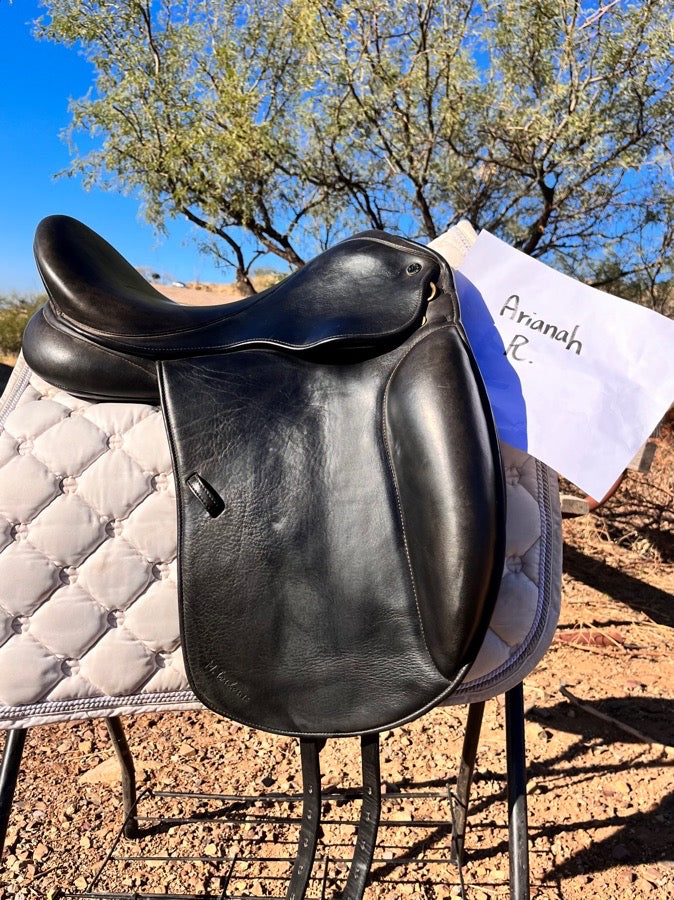 18" M. Toulouse Verona Monoflap Dressage Saddle w Genesis Tree!!