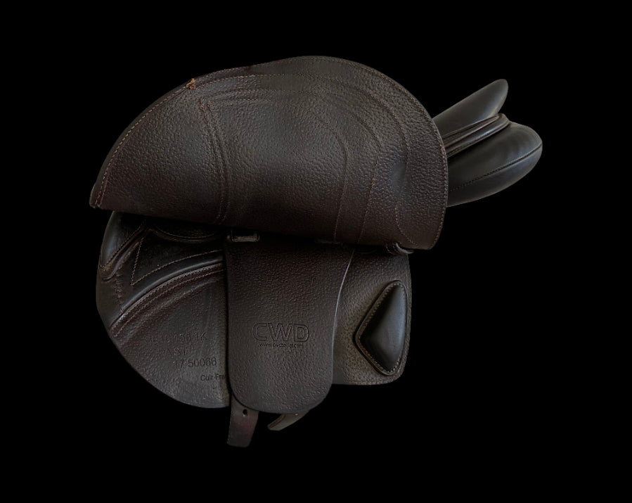 CWD Hunter/Jumper SE10 | 15.5" | 1K Flaps