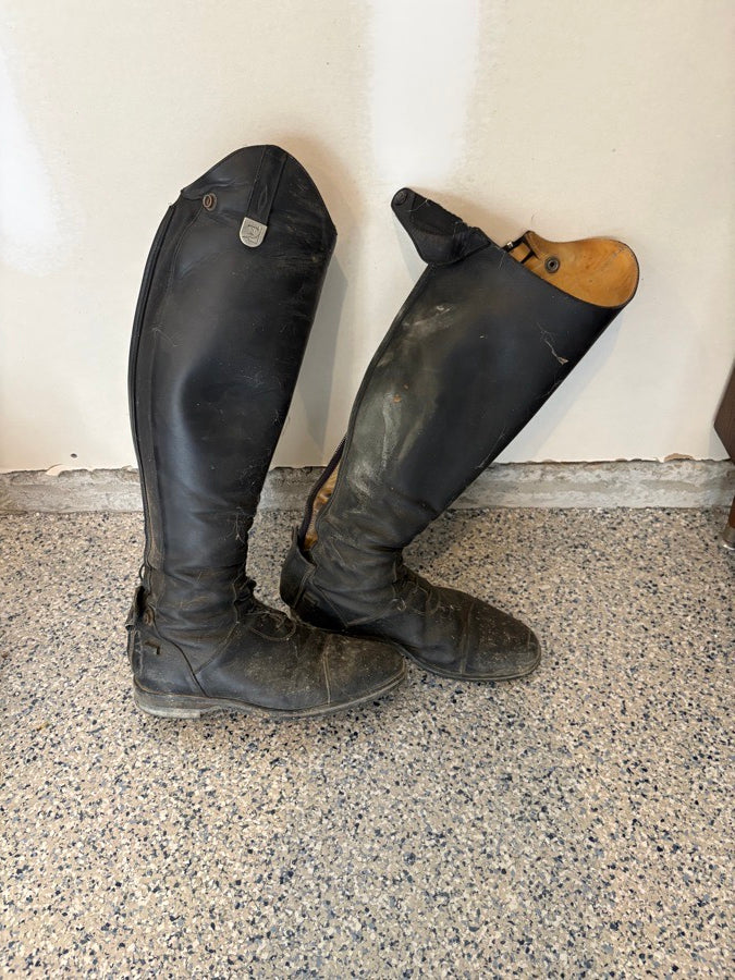 TUCCI Tucci Boots Size 39G