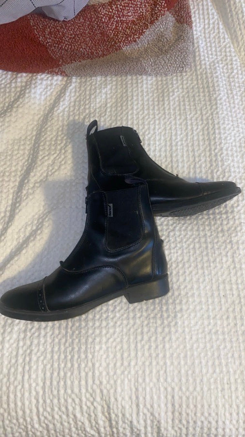 HORZE paddock boots
