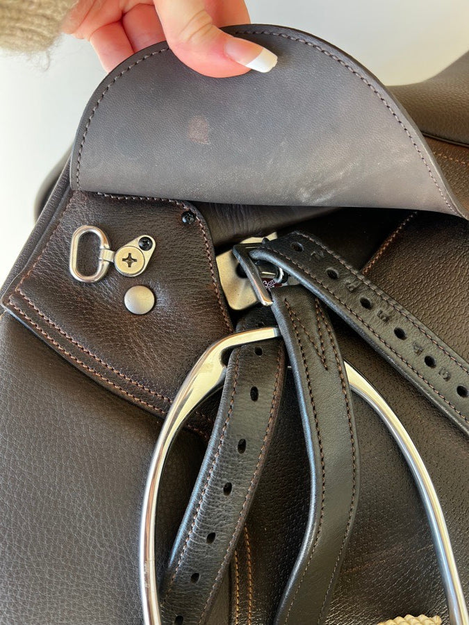 Other Arena Jump Saddle Full Package (4)