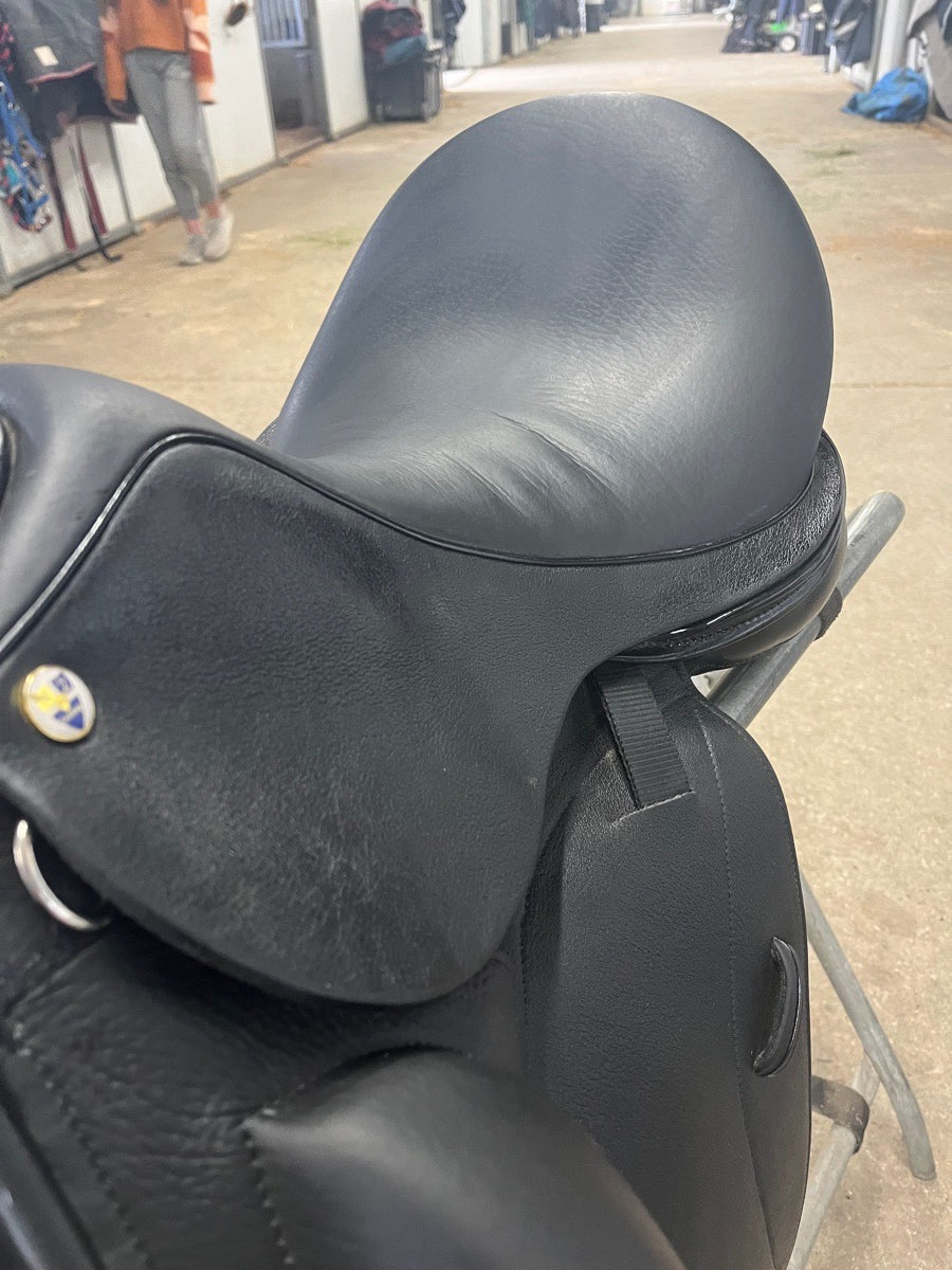 Other Cardhu Dressage Saddle (4)