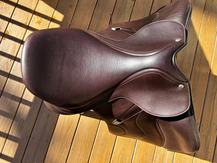 2023 17" Bates SC+ All Purpose Saddle