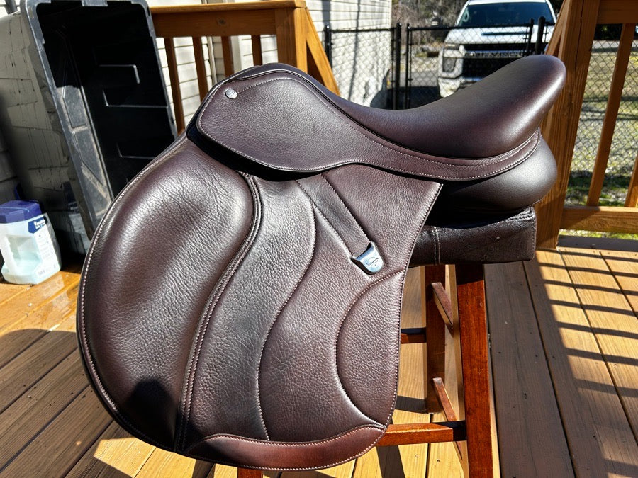2023 17" Bates SC+ All Purpose Saddle