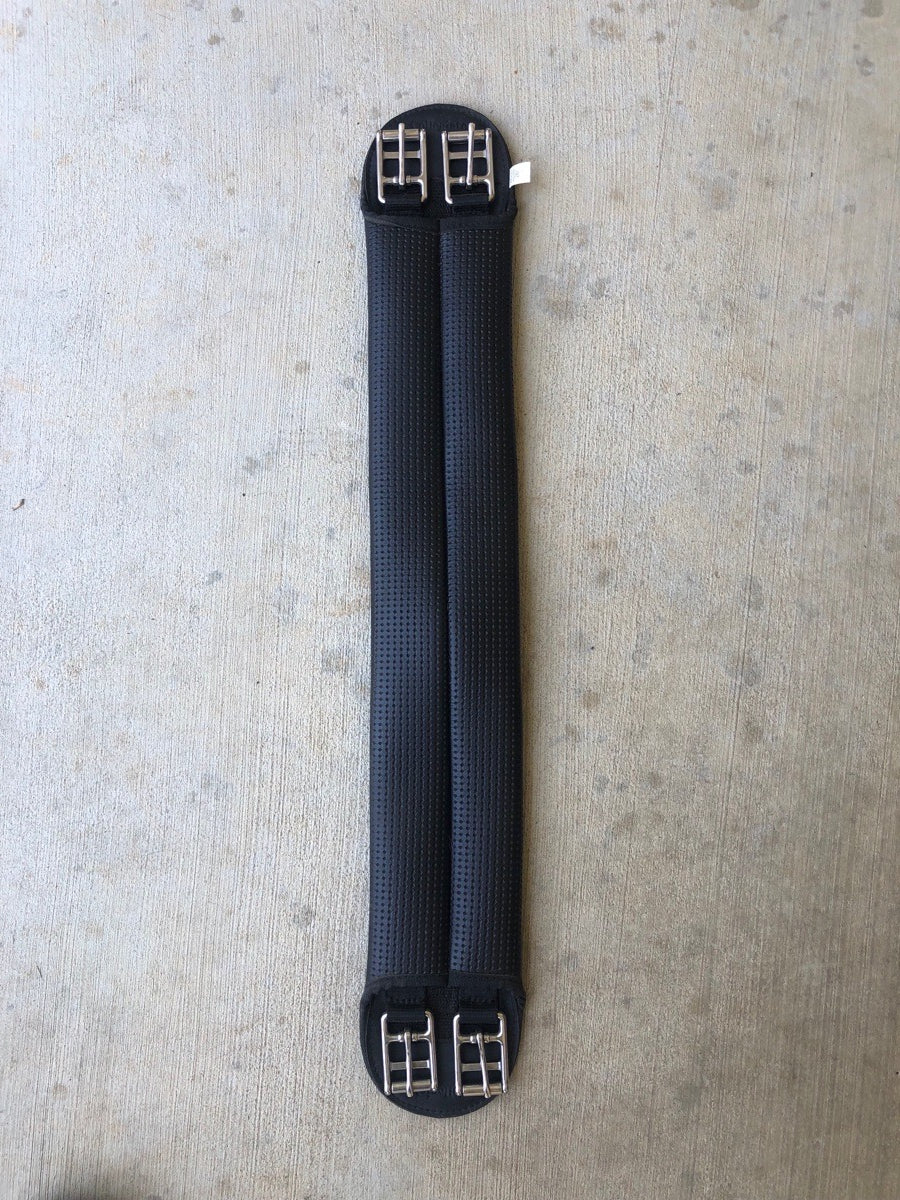26” Black Collegiate Short Girth