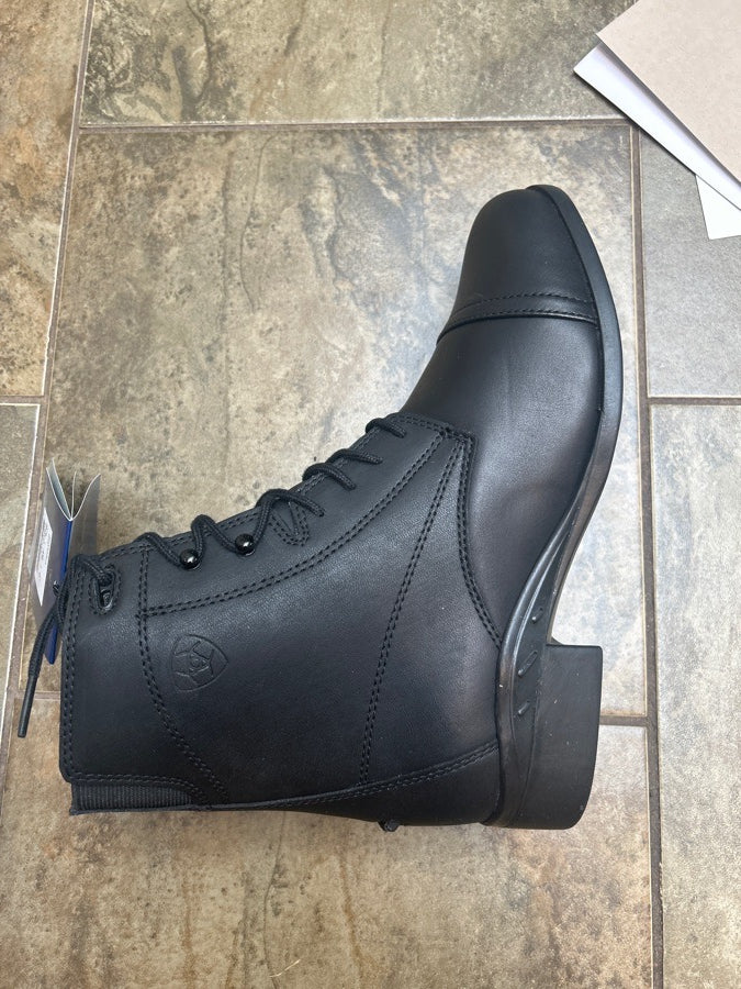 Ariat woman’s scout paddock boots 8.5