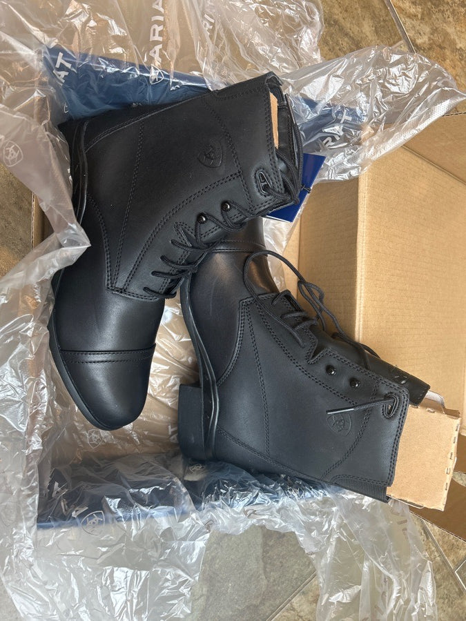 Ariat woman’s scout paddock boots 8.5