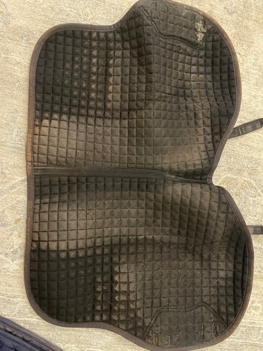 Black Lemieux jump saddle pad