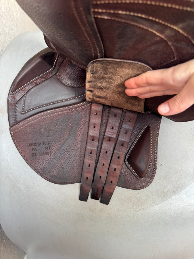 CWD 17” 2022 CWD SE32 Mademoiselle 2Gs - 2C - Full Buffalo (6)