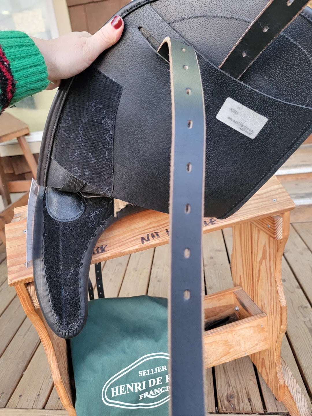 HDR - HENRI DE RIVEL 17" HDR Dortmund Dressage Saddle (2)