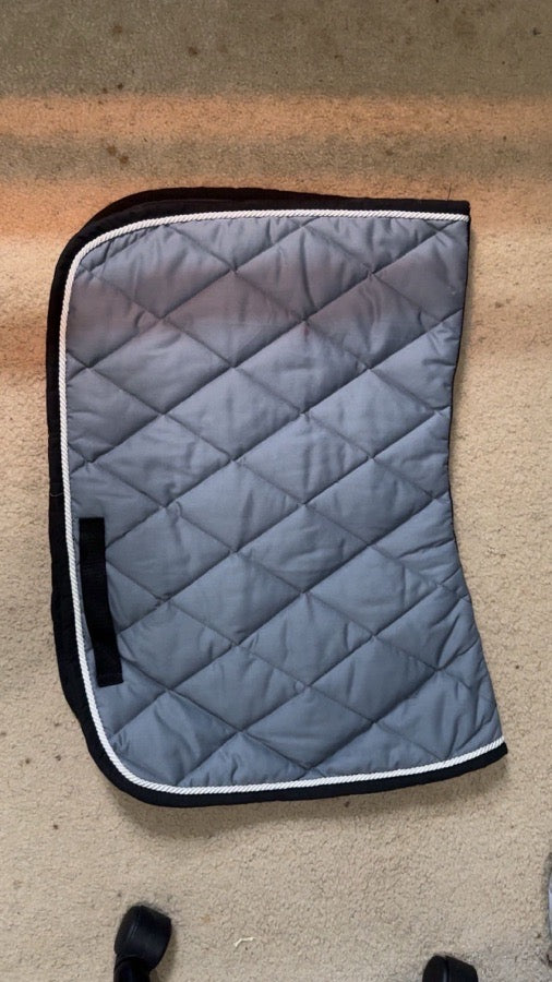 The Heated Horse THH Saddle Pad (2)